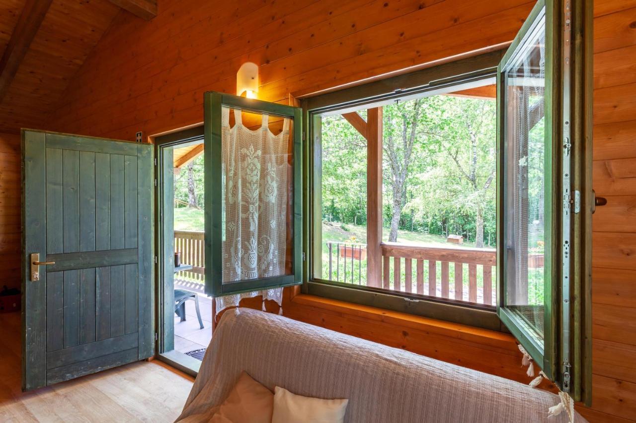 Villaggio Anemone - Chalet Anemone Capanne di Sillano Luaran gambar
