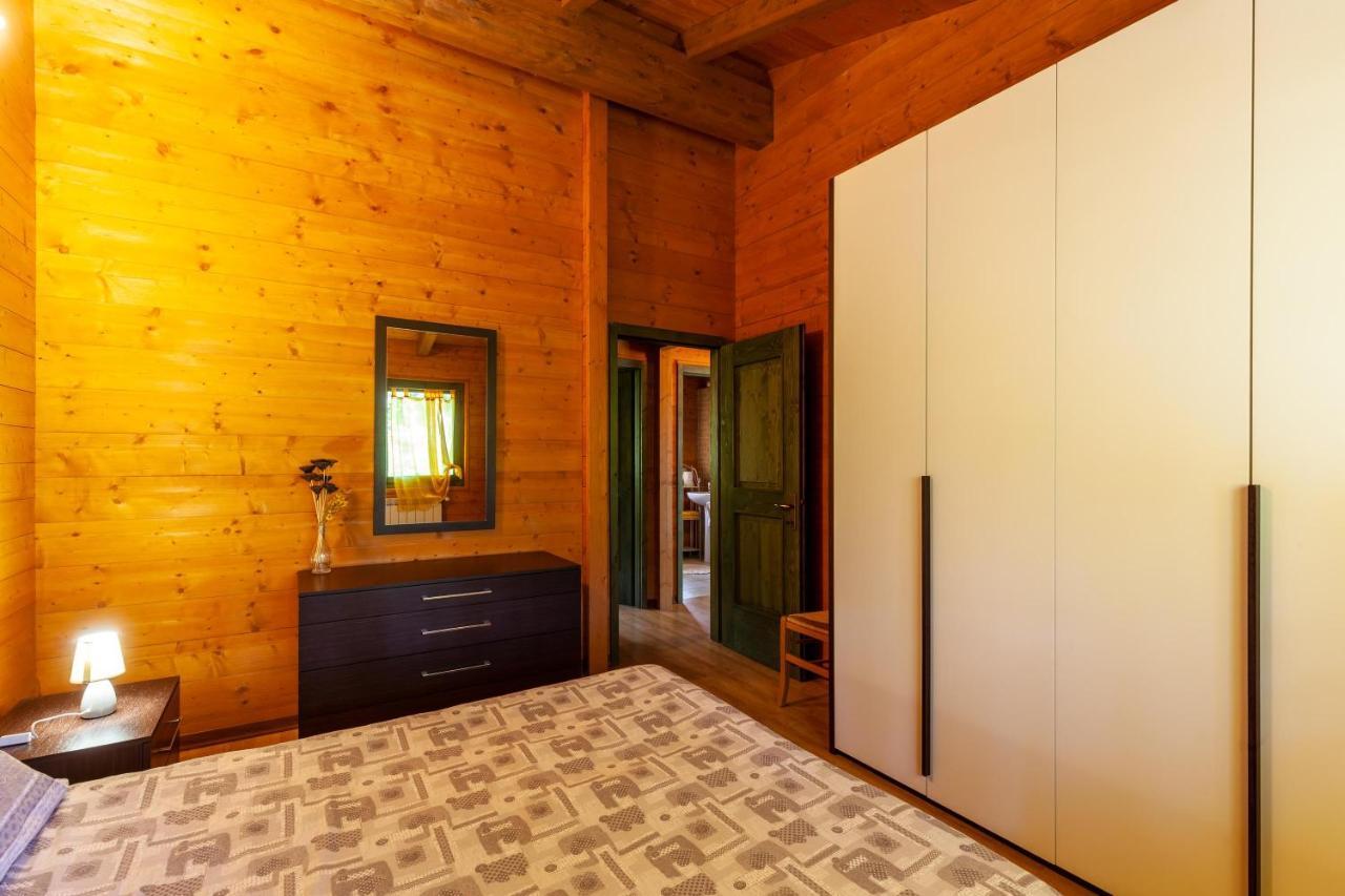 Villaggio Anemone - Chalet Anemone Capanne di Sillano Luaran gambar